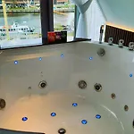 Wielka Odrzanska Centrum *