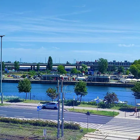 Wielka Odrzanska Centrum *