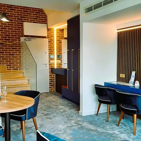 Wielka Odrzanska Centrum *